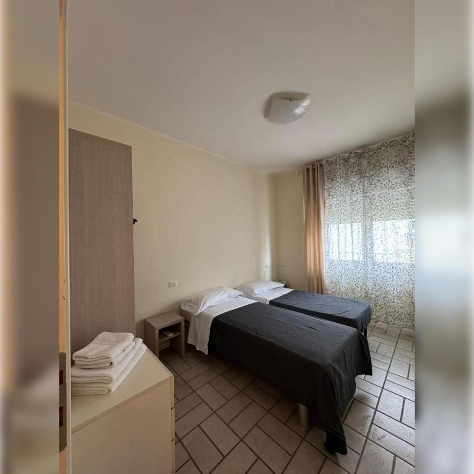 Hotel Cimarosa Riccione Phòng bức ảnh