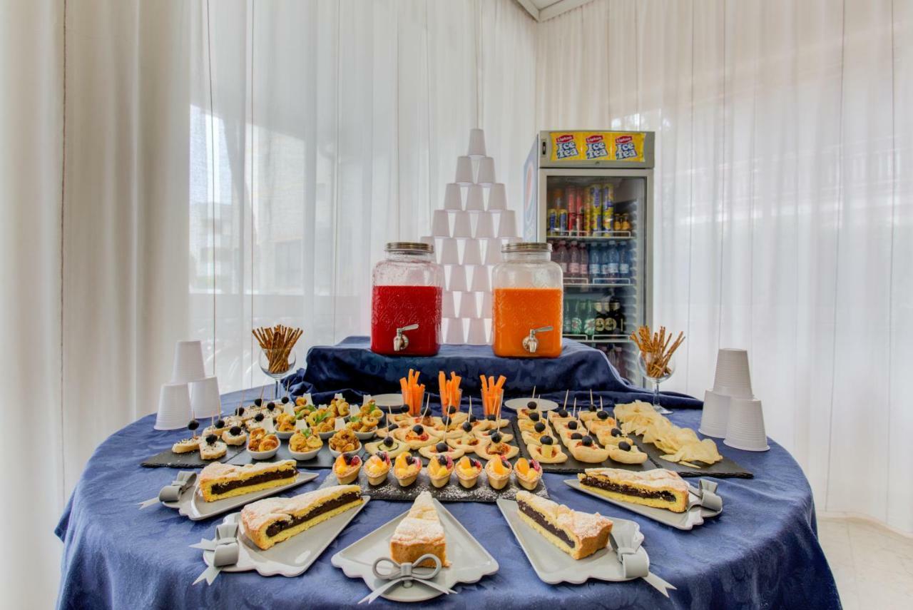 Hotel Cimarosa Riccione Ngoại thất bức ảnh
